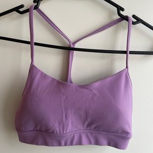 Lululemon bra.